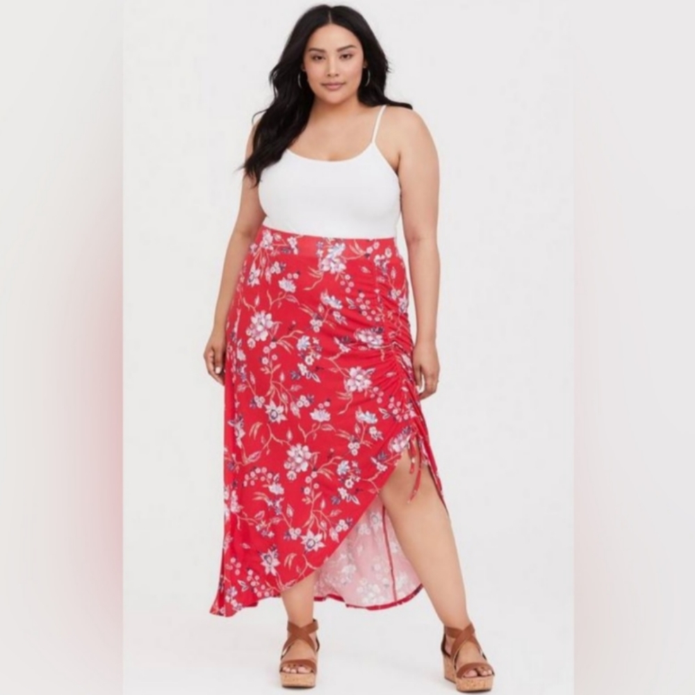 Torrid Red Floral High Low Skirt